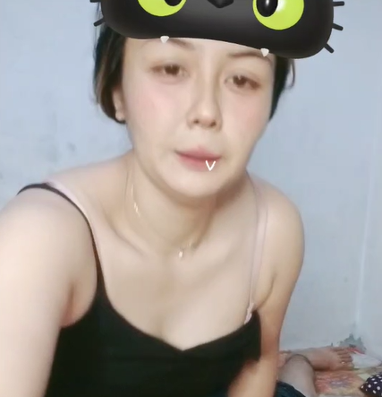 tante marni doyan brondong di kost