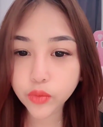 lily mahasiswi cantik colmek