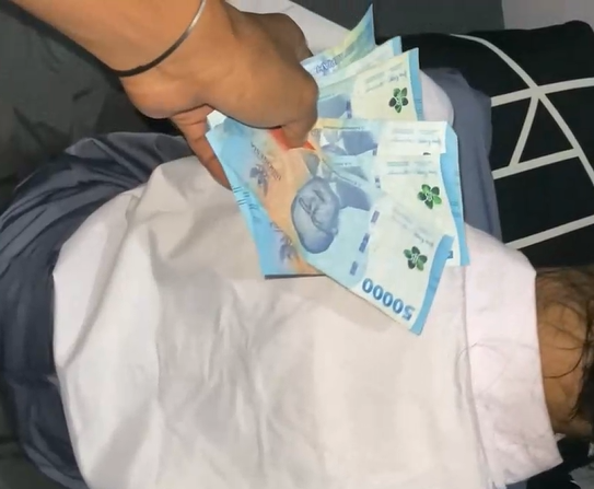 putih abuh2 open bo